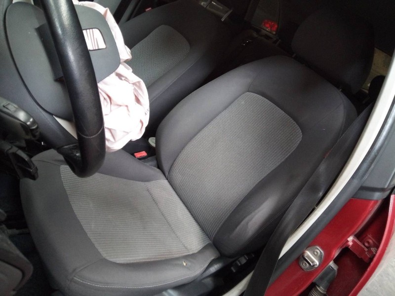 seat ibiza st (6j8) del año 2011