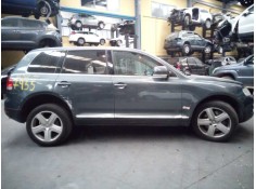 VOLKSWAGEN TOUAREG (7LA)