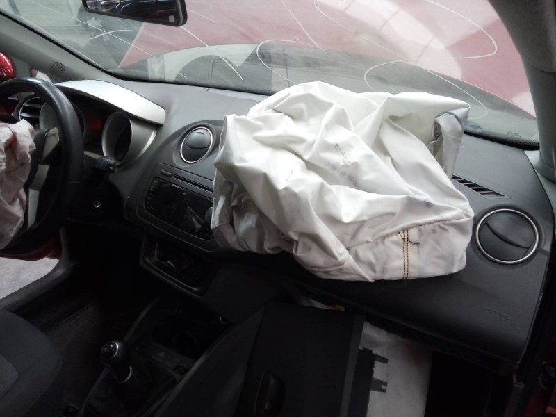 seat ibiza st (6j8) del año 2011