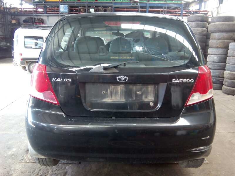 daewoo kalos del año 2004