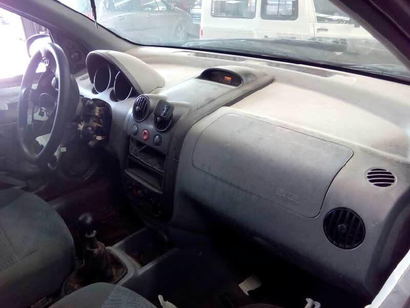 daewoo kalos del año 2004