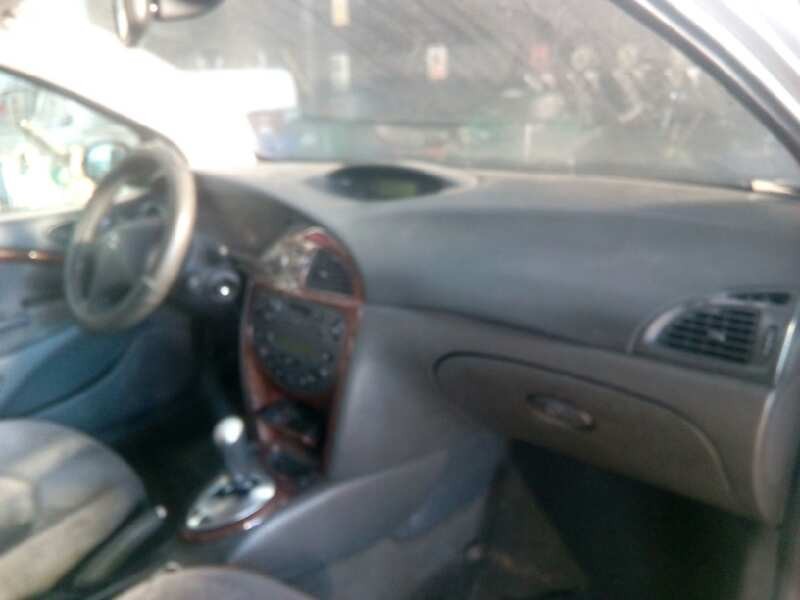 citroën c5 berlina del año 2002