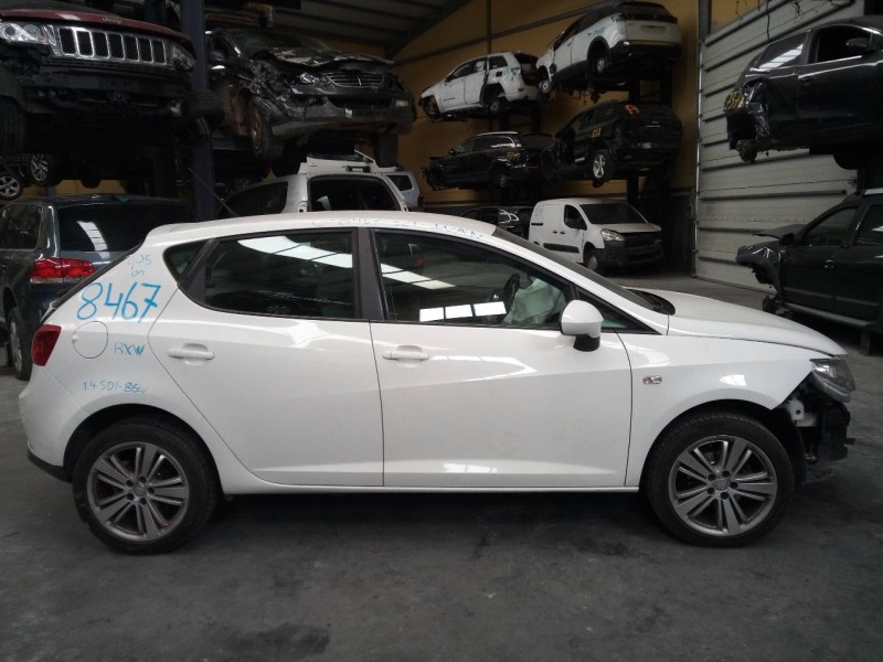 seat ibiza (6j5) del año 2009