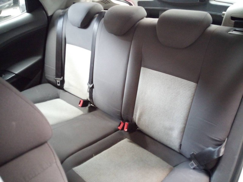 seat ibiza (6j5) del año 2009