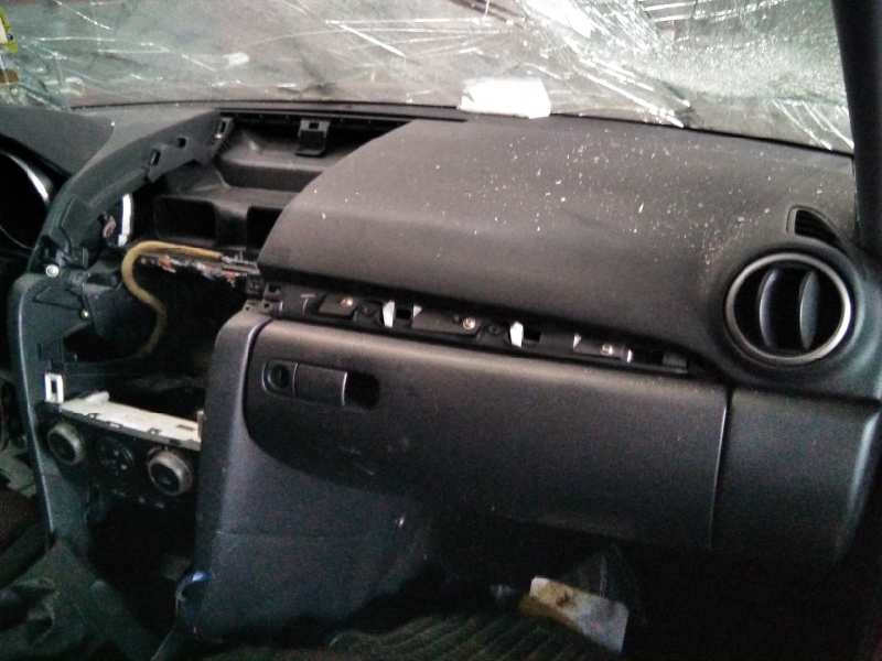 mazda 3 berlina (bk) del año 2004