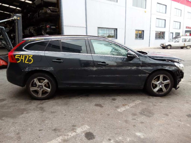 volvo v60 kombi del año 2011