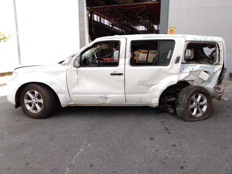 nissan pathfinder (r51) del año 2011