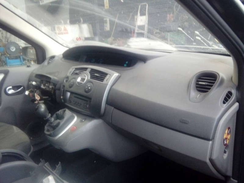 renault scenic ii del año 2005