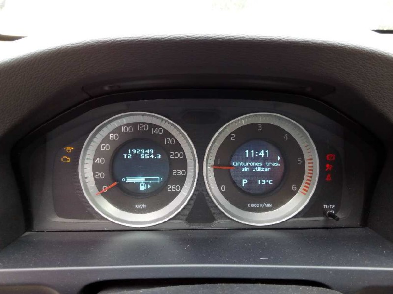 volvo v60 kombi del año 2011