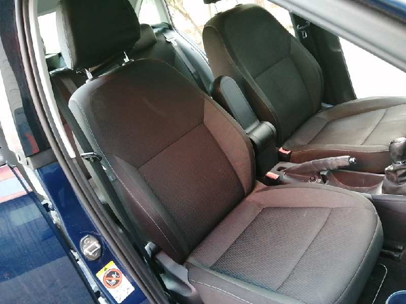 skoda spaceback (5h) del año 2013