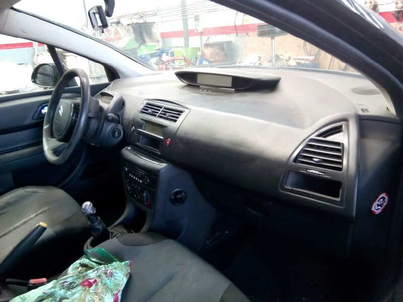 citroën c4 berlina del año 2007