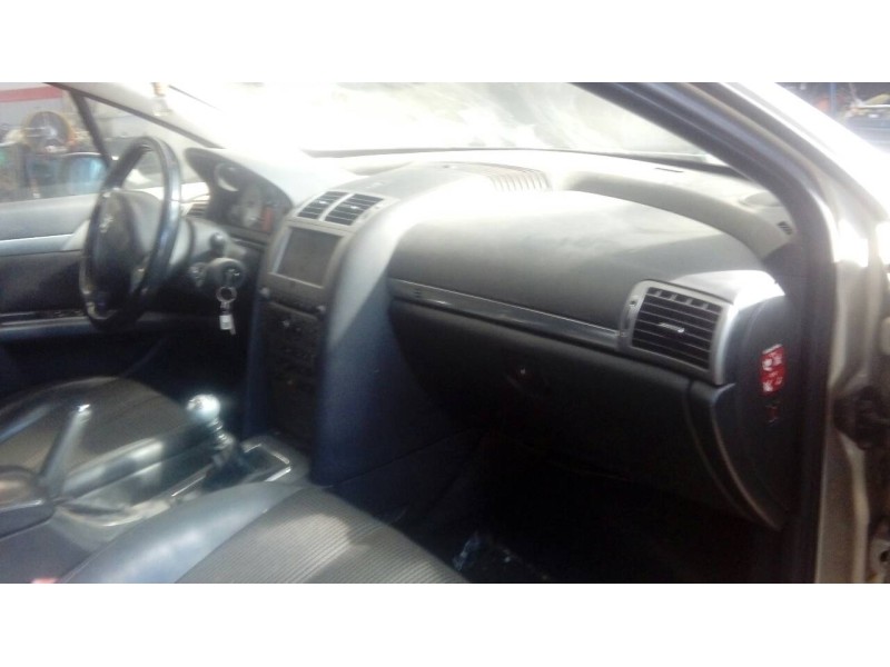 peugeot 407 del año 2004