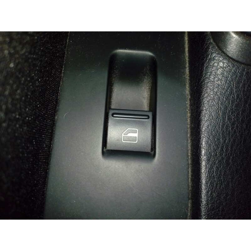 Recambio de mando elevalunas trasero izquierdo para volkswagen passat lim. (362) edition bluemotion referencia OEM IAM   