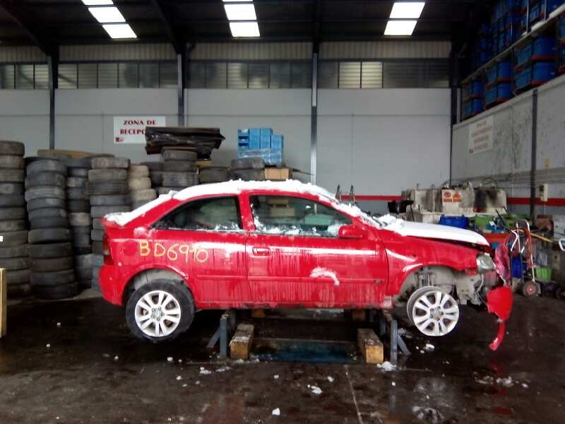 opel astra g berlina del año 2001