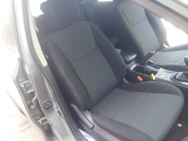 nissan pulsar (c13) del año 2015