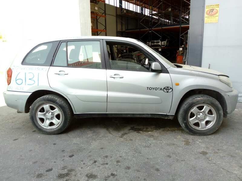 toyota rav 4 (a2) del año 2000