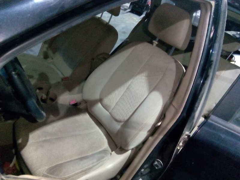 kia carens (un) del año 2006
