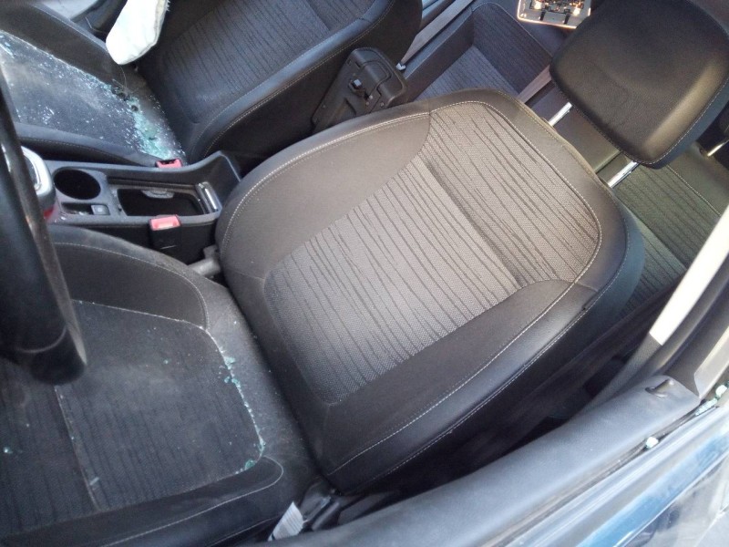 opel astra j lim. 4türig del año 2014