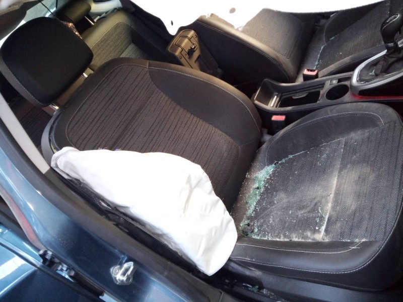 opel astra j lim. 4türig del año 2014