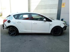 opel astra j lim. del año 2011