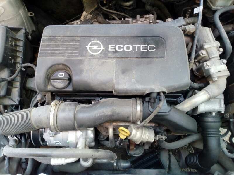 opel astra j lim. del año 2011