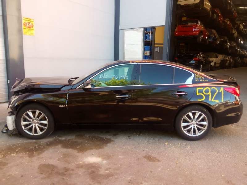 infiniti q50 del año 2015