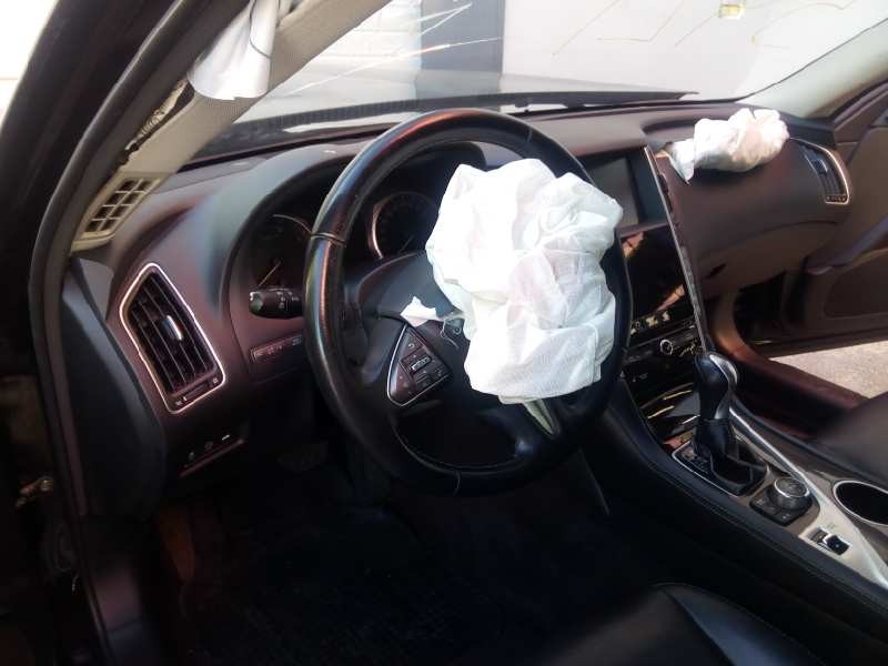 infiniti q50 del año 2015