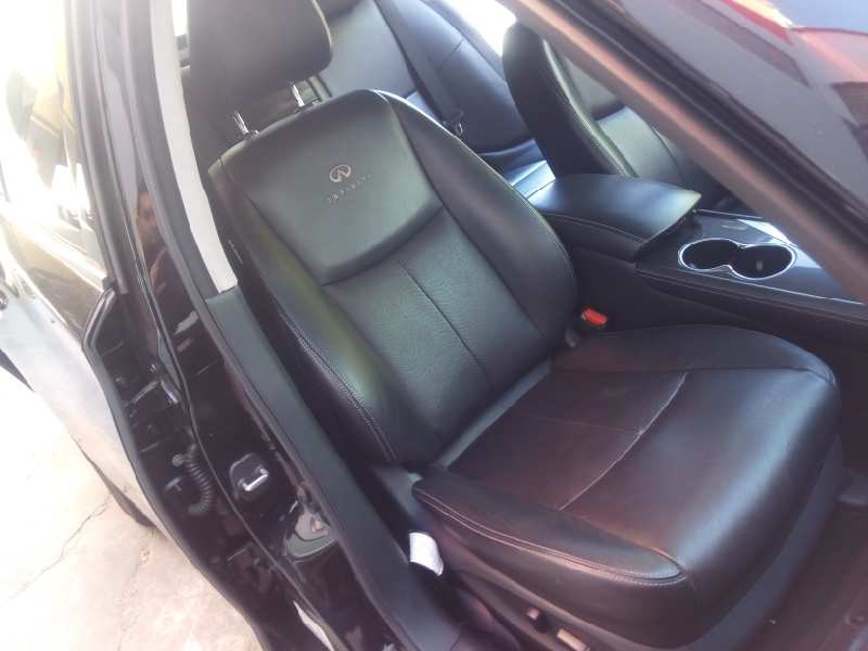infiniti q50 del año 2015