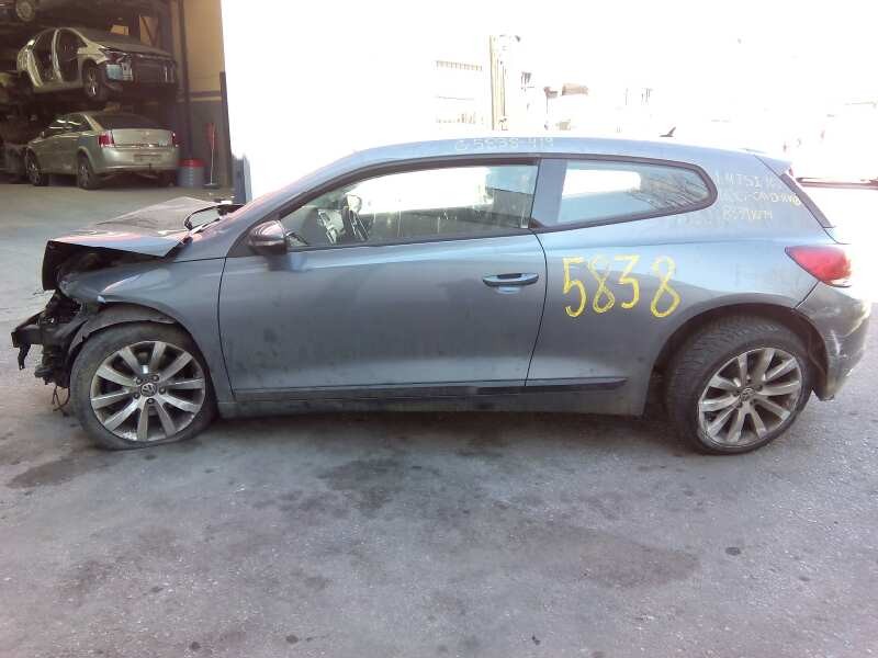volkswagen scirocco (137) del año 2009