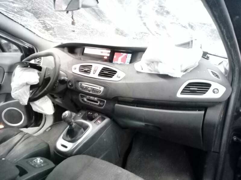 renault scenic iii del año 2010