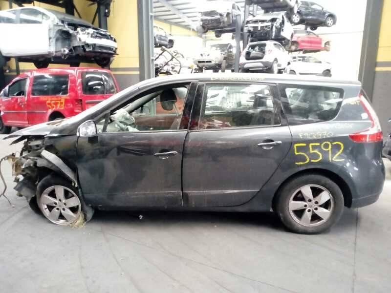 renault scenic iii del año 2010