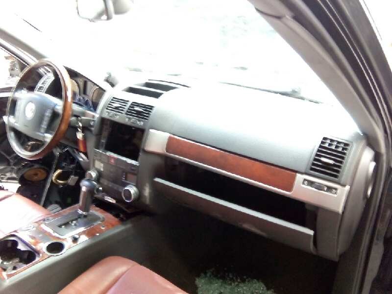 volkswagen touareg (7l6) del año 2004