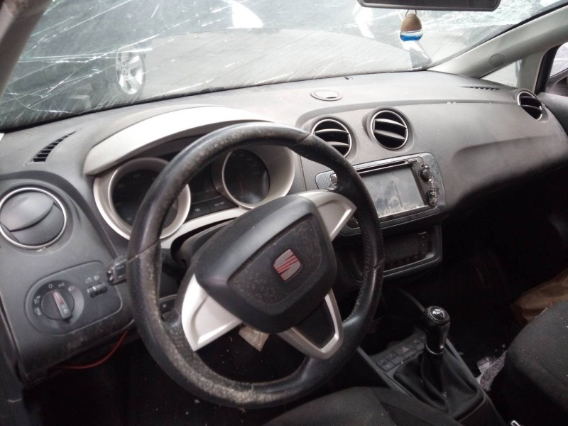 seat ibiza sc (6j1) del año 2008