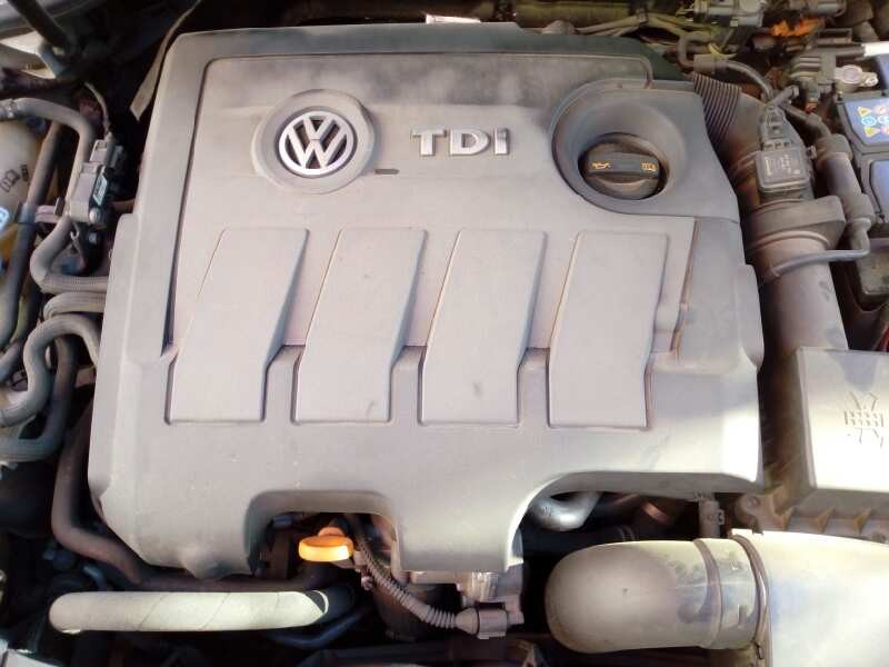 volkswagen golf vi (5k1) del año 2012