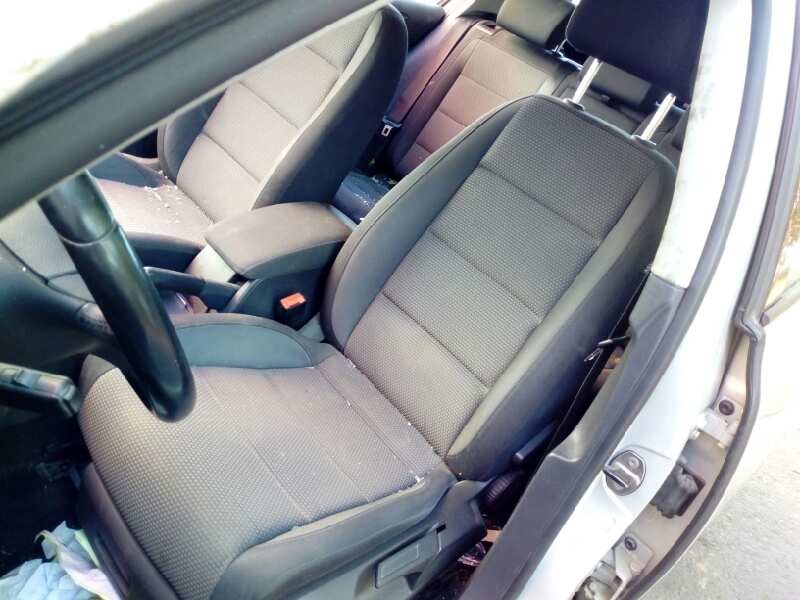 volkswagen golf vi (5k1) del año 2012