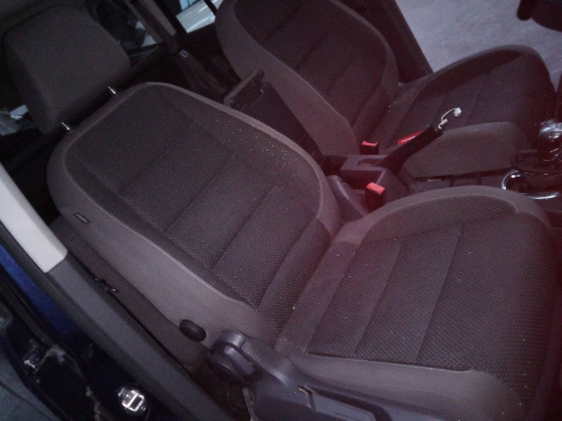 volkswagen touran (1t3) del año 2010