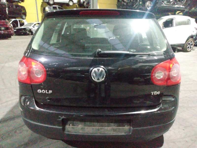 volkswagen golf v berlina (1k1) del año 2004