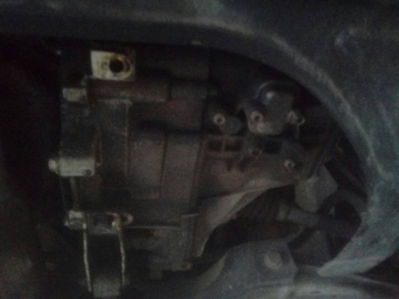 seat ibiza (6l1) del año 2002