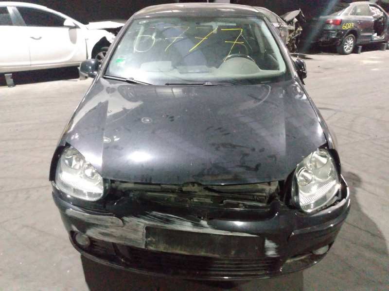 volkswagen golf v berlina (1k1) del año 2004