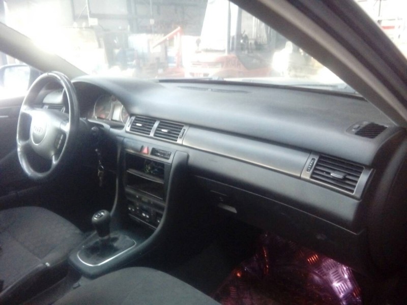 audi a6 berlina (4b2) del año 2003