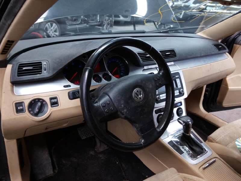 volkswagen passat variant (3c5) del año 2007