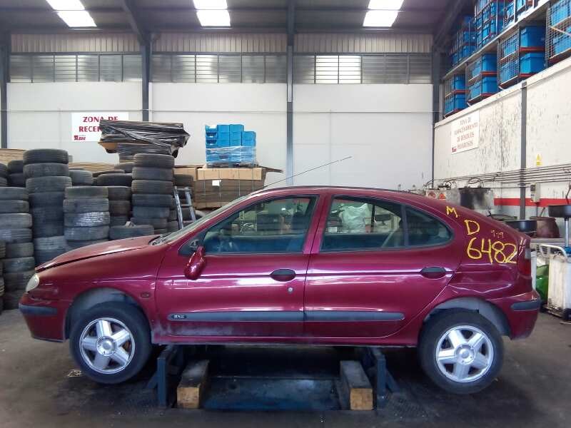 renault megane i fase 2 berlina (ba0) del año 2000