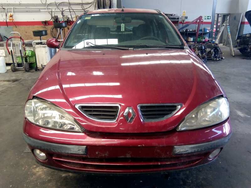 renault megane i fase 2 berlina (ba0) del año 2000