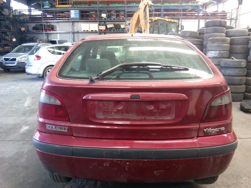 renault megane i fase 2 berlina (ba0) del año 2000