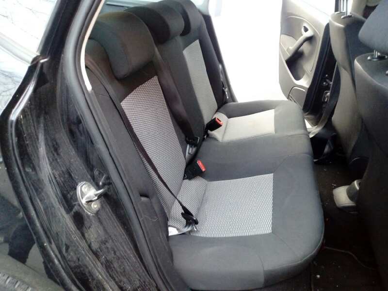 volkswagen polo (6r1) del año 2011