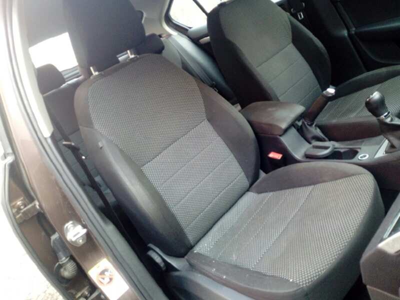 skoda octavia lim. (5e3) del año 2014