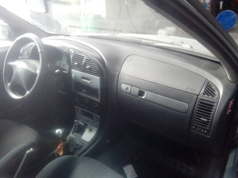 citroën xsara berlina del año 2003
