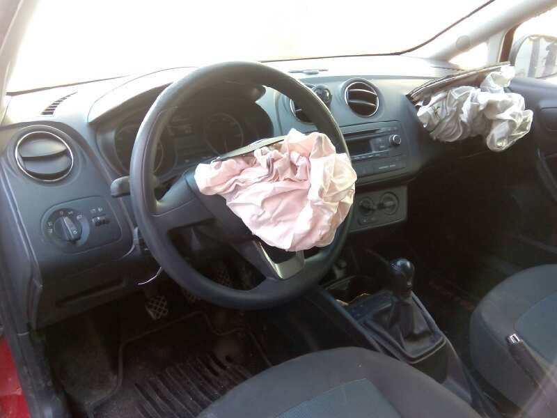 seat ibiza (6j5) del año 2015