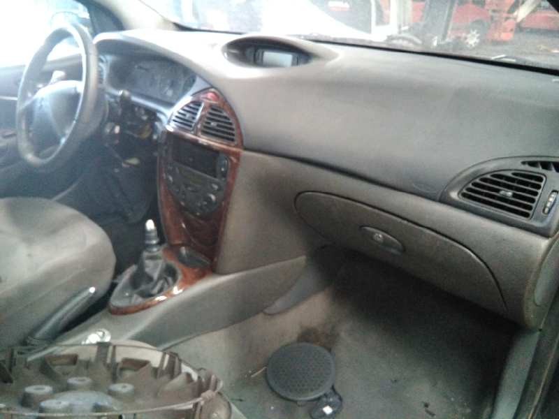 citroën c5 berlina del año 2002