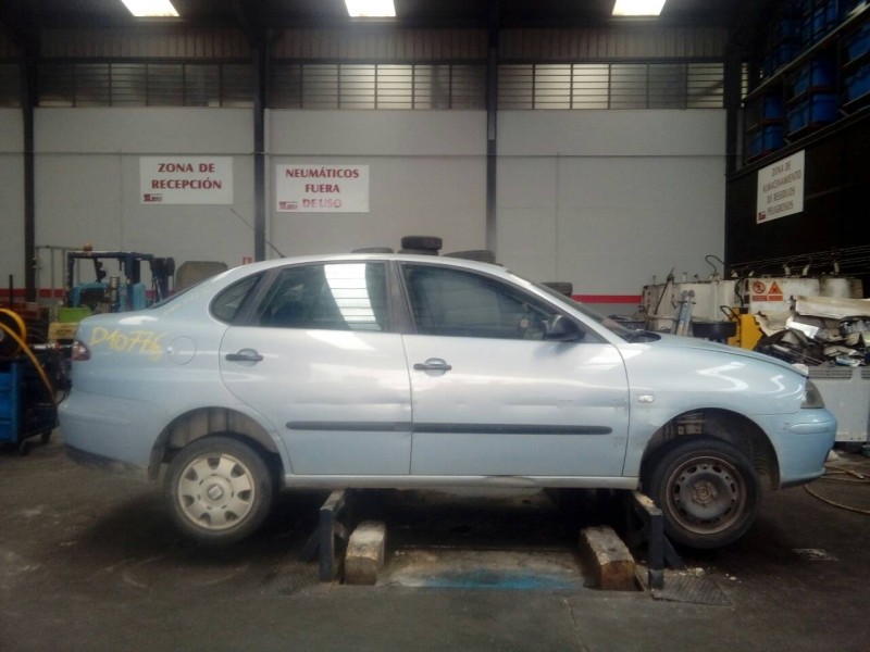 seat cordoba berlina (6l2) del año 2002